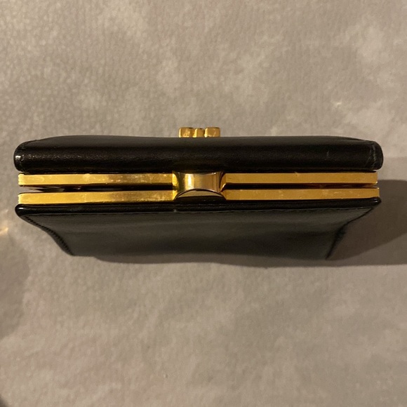Black Leather Ferragamo Coin Purse - Picture 5 of 10